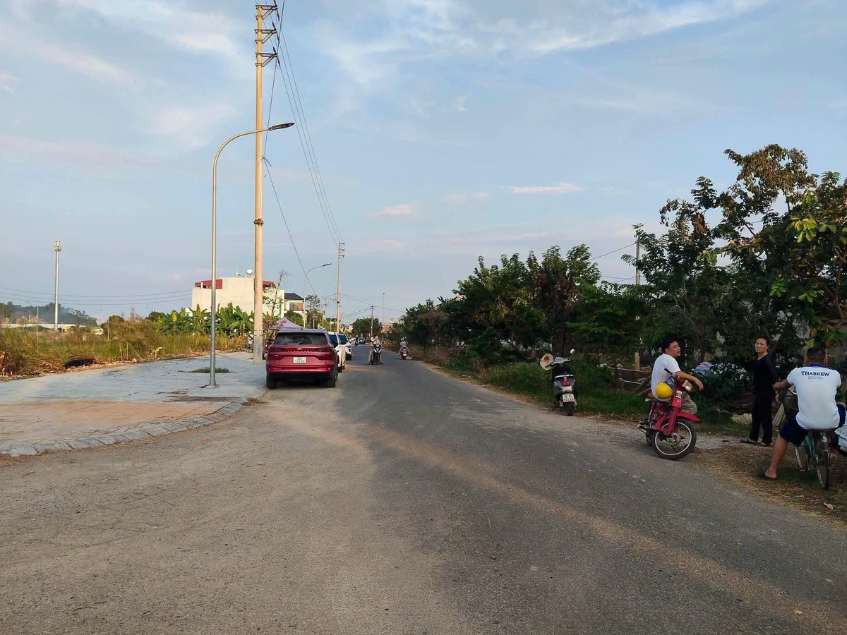 Bán đất Hóc Môn 140m² mặt tiền 7m 1 tỷ 430 triệu - Ảnh thu nhỏ 3