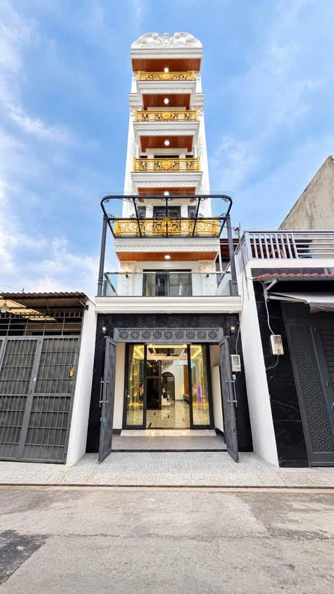 Bán nhà hẻm xe tải 4x20m, 313m² sàn, Bình Tân, 11,5 tỷ - Ảnh 1
