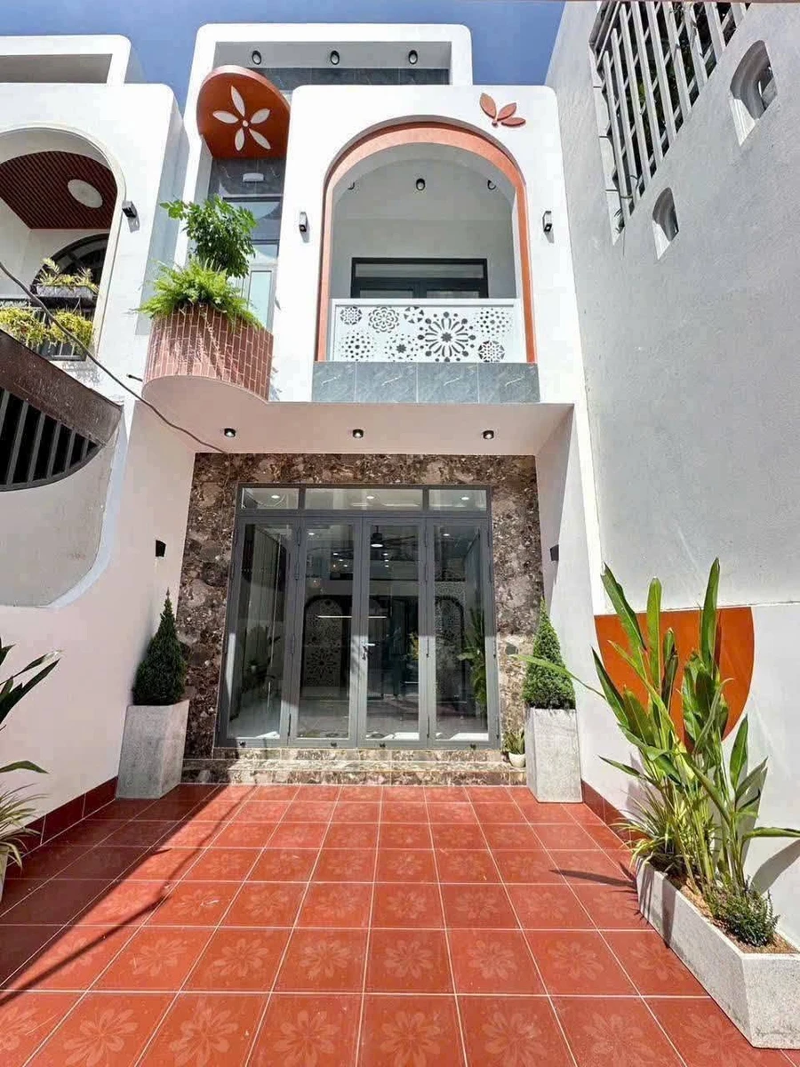 Bán nhà 1 trệt 1 lầu 85,5m² Rạch Giá 3,29 tỷ - Ảnh thu nhỏ 2