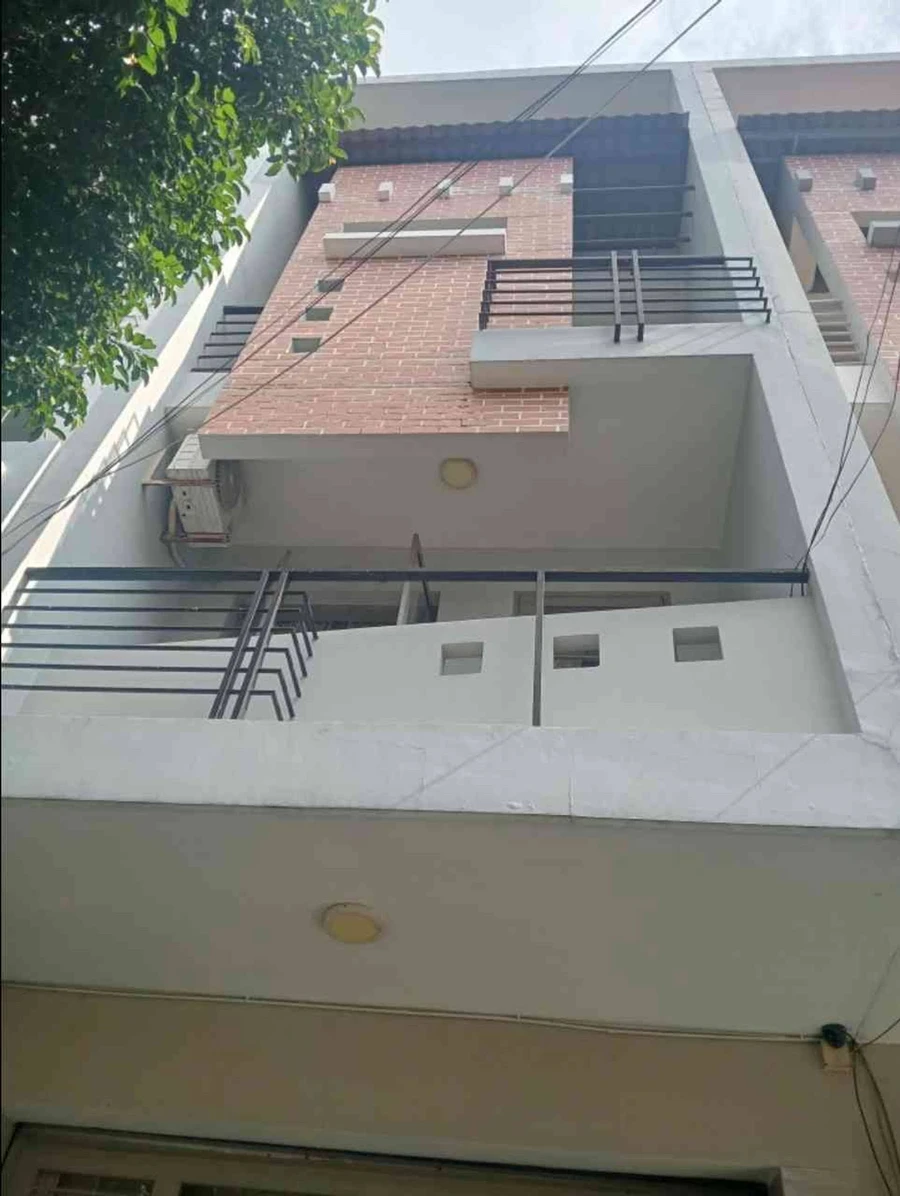 Bán nhà 4 tầng mặt tiền Nguyễn Sỹ Sách 64m2, 14.5 tỷ - Ảnh thu nhỏ 2