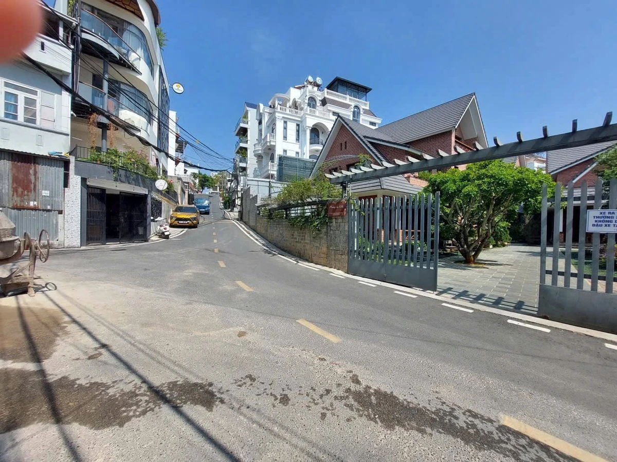 Bán 3 villa mặt tiền Phù Đổng Thiên Vương, Đà Lạt, 1.072m² - Ảnh thu nhỏ 2