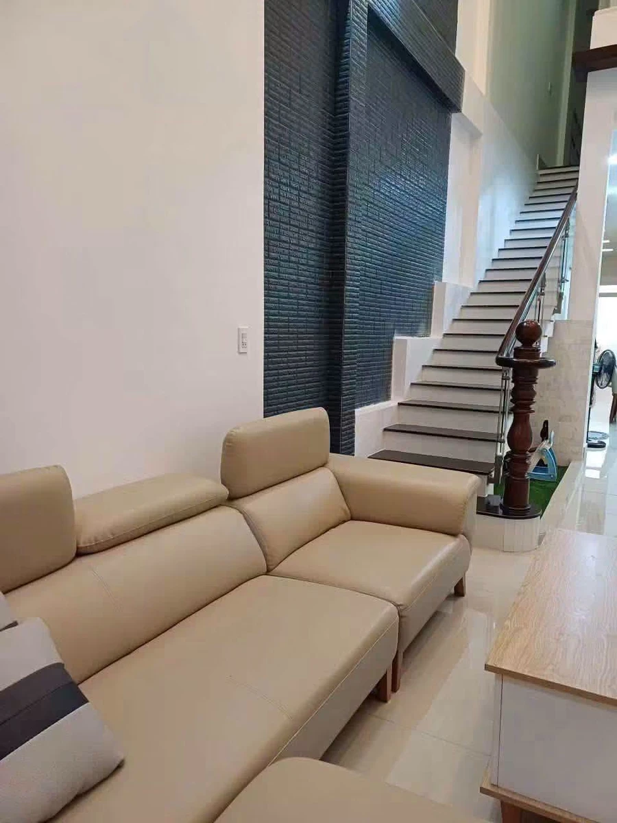 Bán nhà lầu 5PN mặt tiền Trương Vĩnh Kỷ Rạch Sỏi Kiên Giang 140m² 3 tỷ - Ảnh thu nhỏ 2