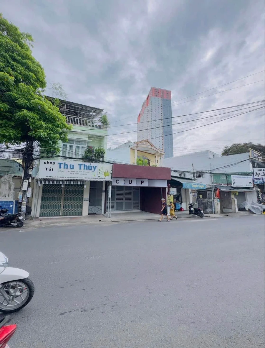 Bán đất tặng nhà mặt tiền Nguyễn Đình Chiểu, 97.7m², Nha Trang - Ảnh 1