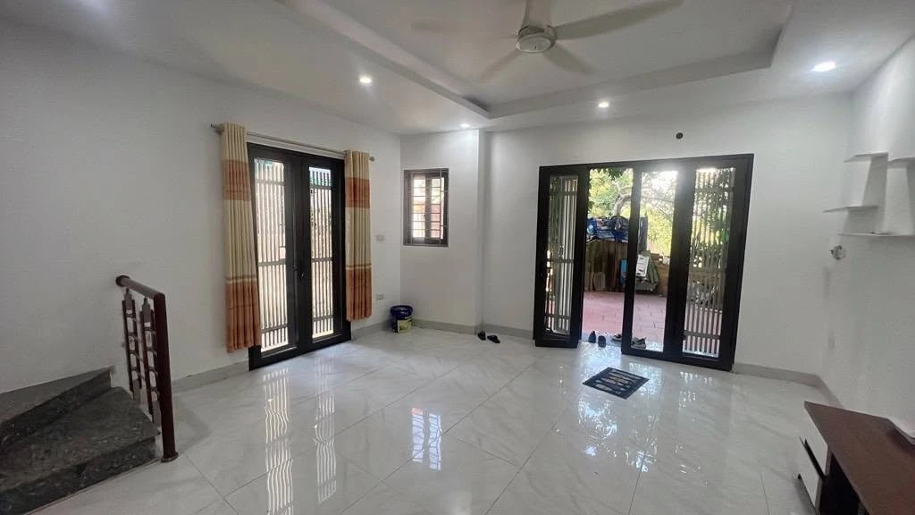 Bán nhà lô góc 40 m² giá 5 tỷ, Nam Từ Liêm - Ảnh thu nhỏ 2