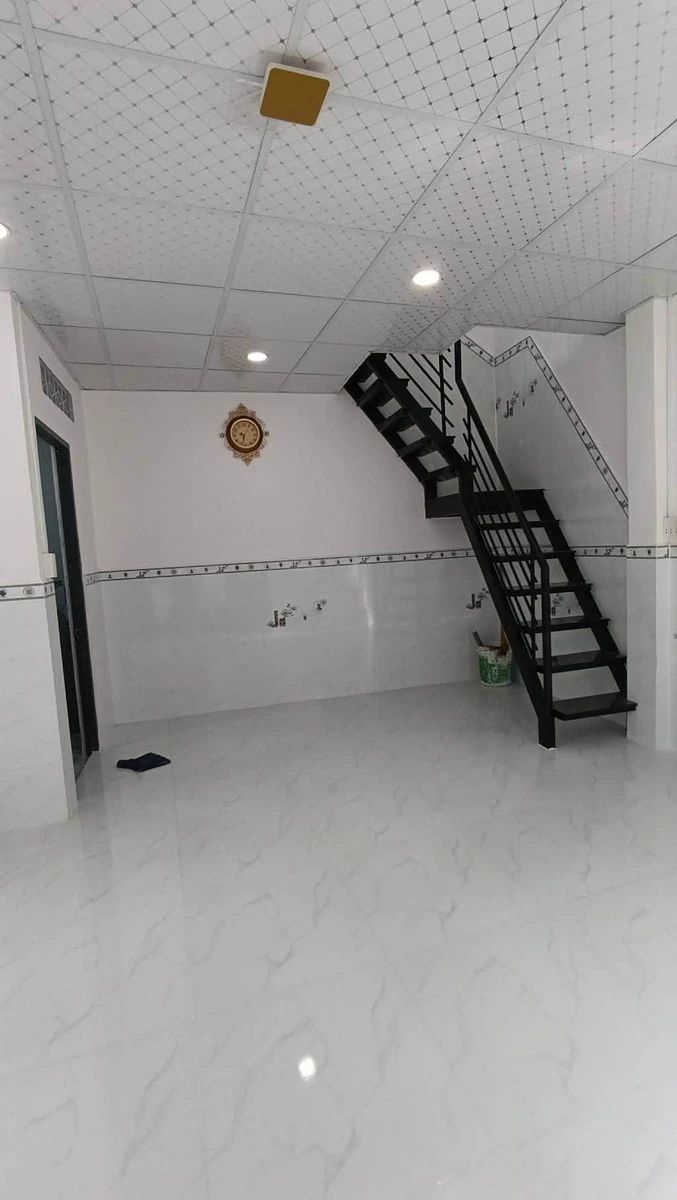 Bán nhà góc mặt tiền 28,8m² Quận 8, 3 tỷ 2 - Ảnh thu nhỏ 2