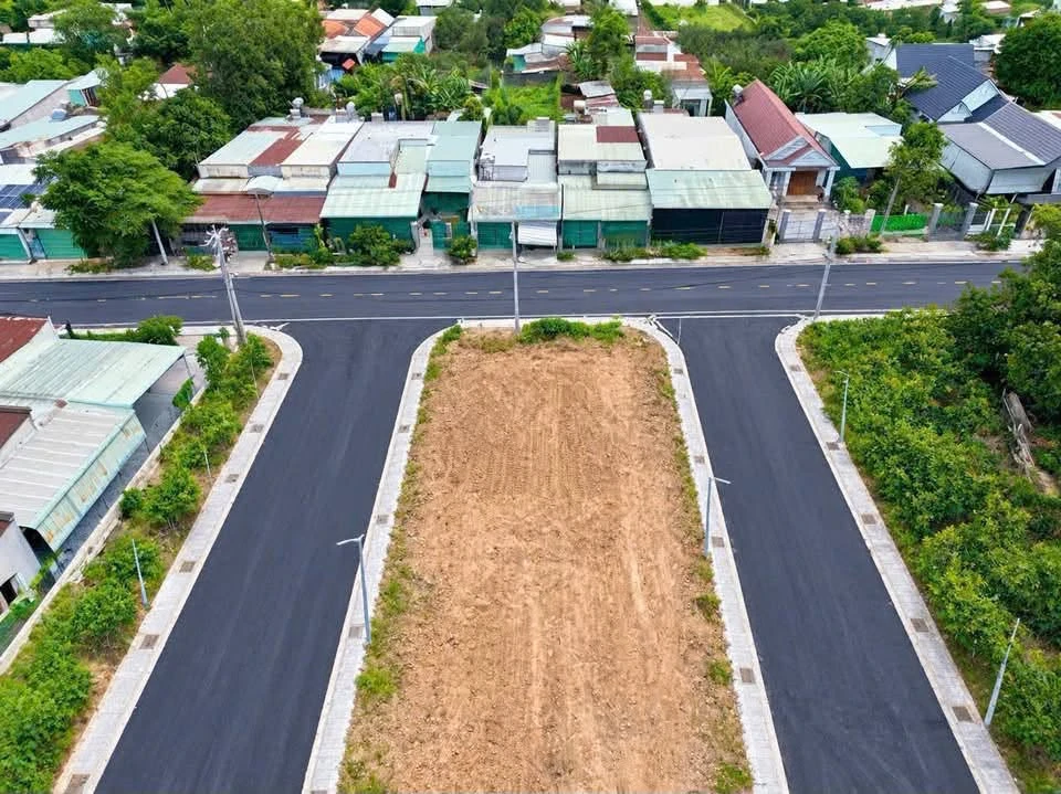 Bán đất mặt tiền Hương Lộ 15, sổ riêng, 5x26m hoặc 5x29m - Ảnh thu nhỏ 2