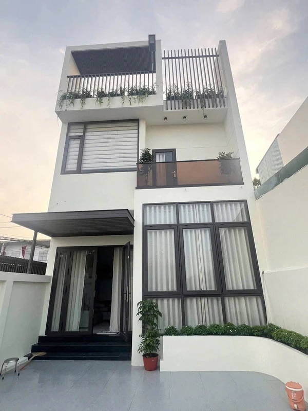 Bán nhà 1 trệt 1 lầu 75m² giá 4 tỷ 9 tại Thủ Dầu Một