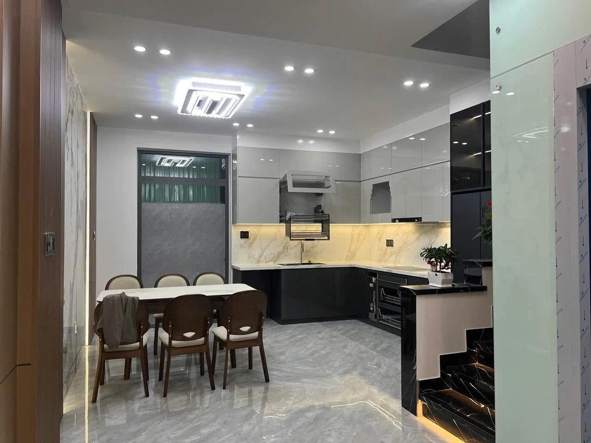 Bán nhà 3 tầng 1 tum 100m2 khu Mỹ Gia 9.9 tỷ - Ảnh thu nhỏ 3