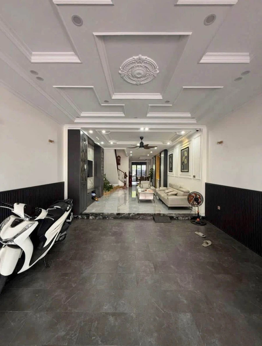 Bán nhà Nha Trang 4PN gara thang máy 117.5m² 14.8 tỷ - Ảnh thu nhỏ 2