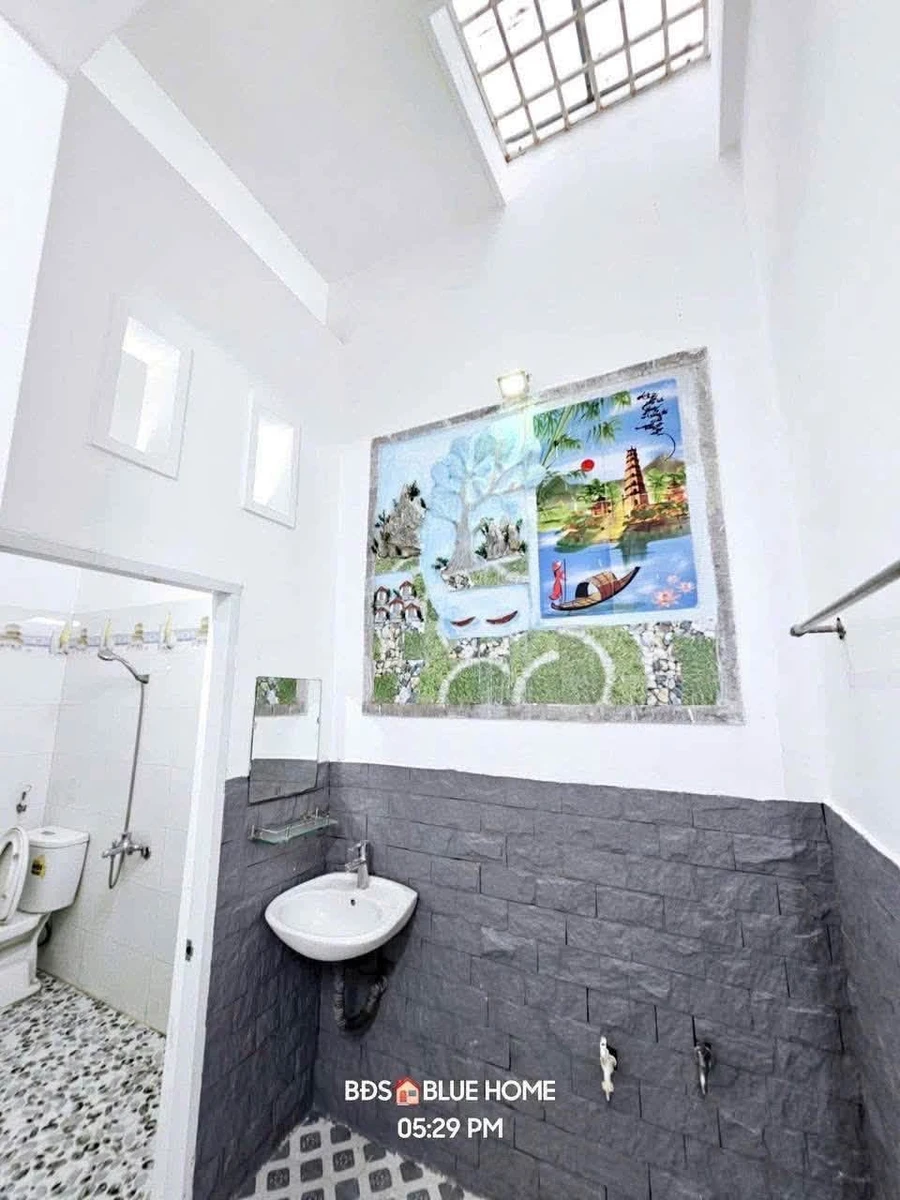 Bán nhà mặt tiền 3 tầng 80m² Quy Nhơn - Ảnh thu nhỏ 4