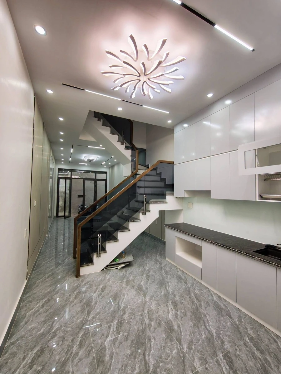 Bán nhà 3 tầng 45m² Trần Nguyên Hãn, 2,88 tỷ - Ảnh thu nhỏ 2