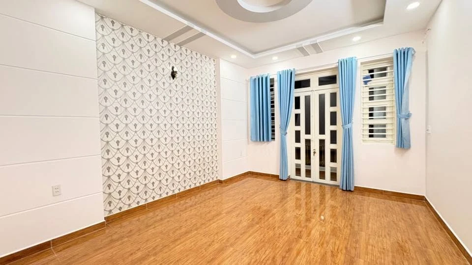 Bán nhà phố 1 trệt 4 lầu 59 m² giá 5,49 tỷ Quận 12 - Ảnh thu nhỏ 4