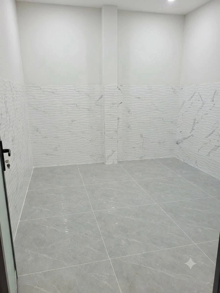 Bán nhà mặt tiền hẻm 239 Nguyễn Văn Rành, 125m², 3PN, 1.89 tỷ - Ảnh thu nhỏ 4