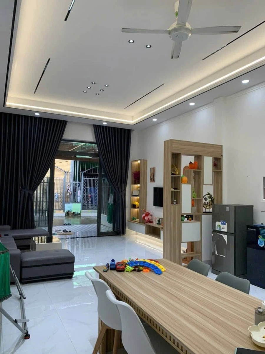 Bán nhà 2 phòng ngủ 110m2 gần Chợ Bình Lộc, Đồng Nai 830 triệu - Ảnh thu nhỏ 2