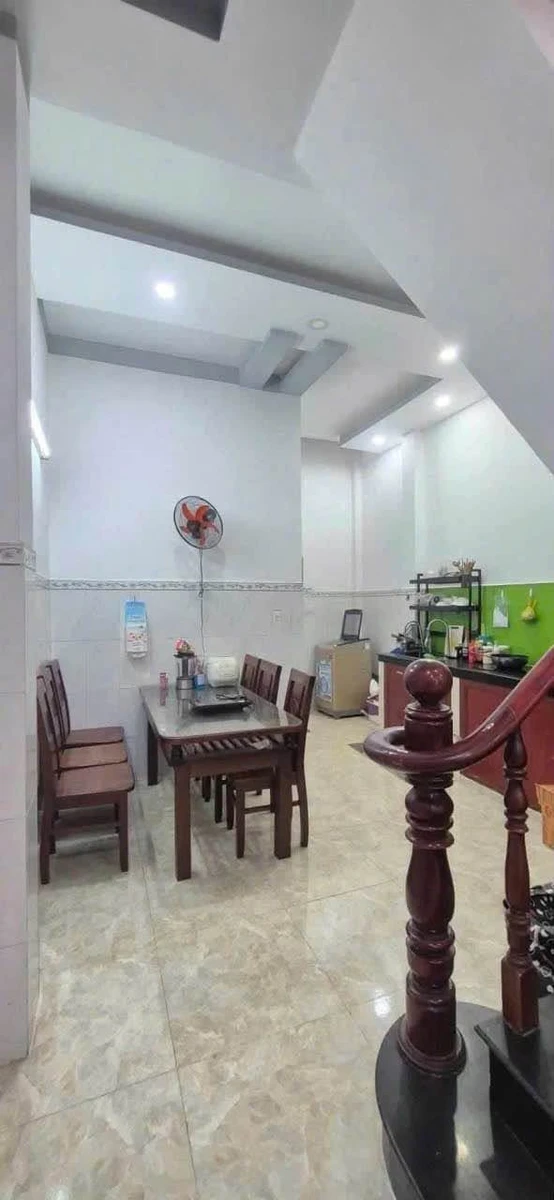 Bán nhà 1 trệt 1 lầu 60m² 2PN Dĩ An, giá 3,4 tỷ - Ảnh thu nhỏ 2
