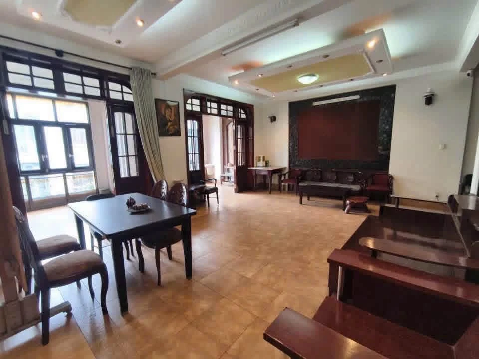Bán nhà 4 tầng mặt tiền Trường Sơn Quận 10, 150m2, 44.99 tỷ - Ảnh thu nhỏ 2