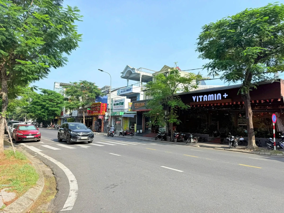 Bán nhà 2 tầng 107m² trung tâm Huế, Nguyễn Huệ 3.9 tỷ - Ảnh thu nhỏ 4