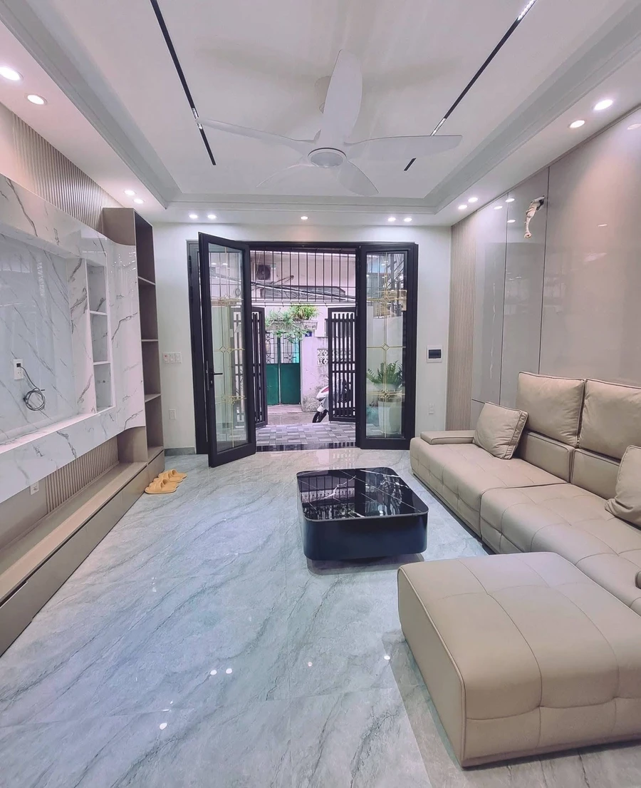 Bán nhà 55m² 4 tầng Tôn Đức Thắng, Hải Phòng chỉ trên 3 tỷ - Ảnh 1