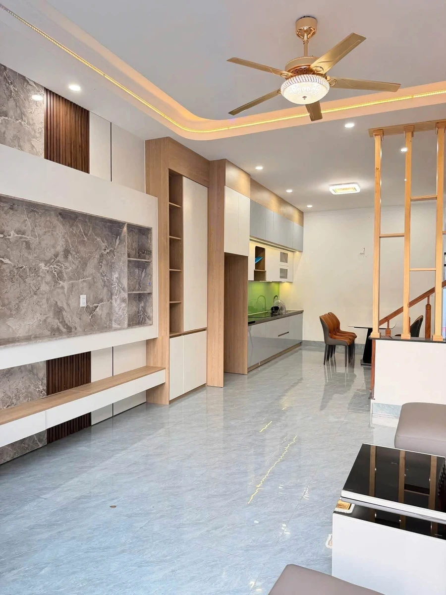 Bán nhà mặt tiền Buôn Hdok 150m² 3 phòng ngủ 3,28 tỷ - Ảnh 1