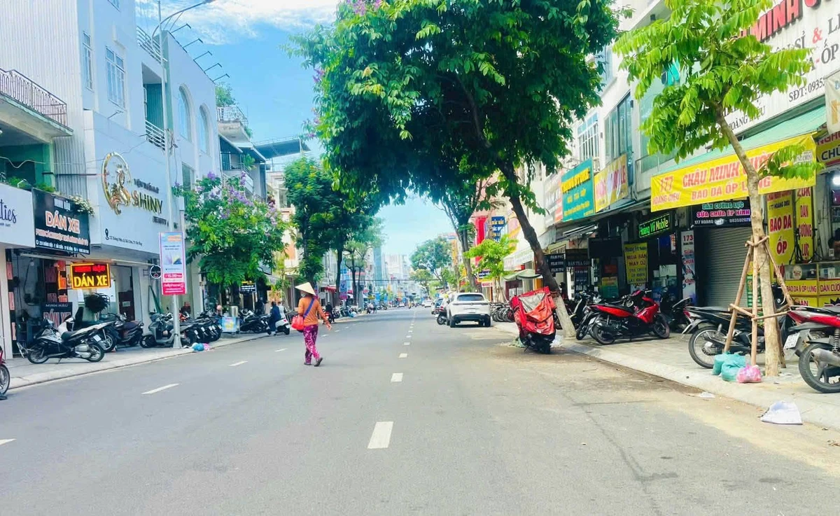 Bán nhà 4 tầng 185m2 Hải Châu Đà Nẵng giá 5,4 tỷ - Ảnh thu nhỏ 3