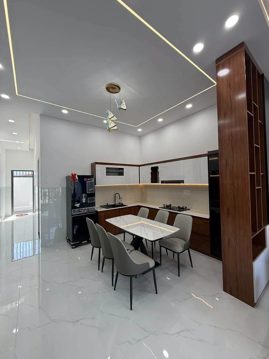 Bán nhà 1 trệt 1 lầu 3PN 4WC Tây Ninh, 100m², 3 tỷ 250 triệu - Ảnh thu nhỏ 4