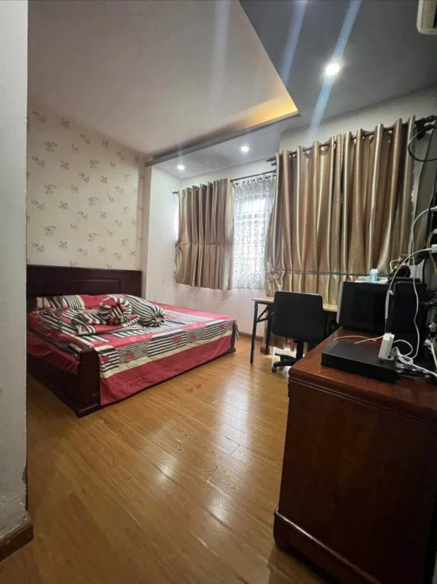 Bán nhà hẻm 4m Lạc Long Quân, Quận 11, 4x15m, 5 tầng, 4PN 6WC, giá 8 tỷ - Ảnh thu nhỏ 4