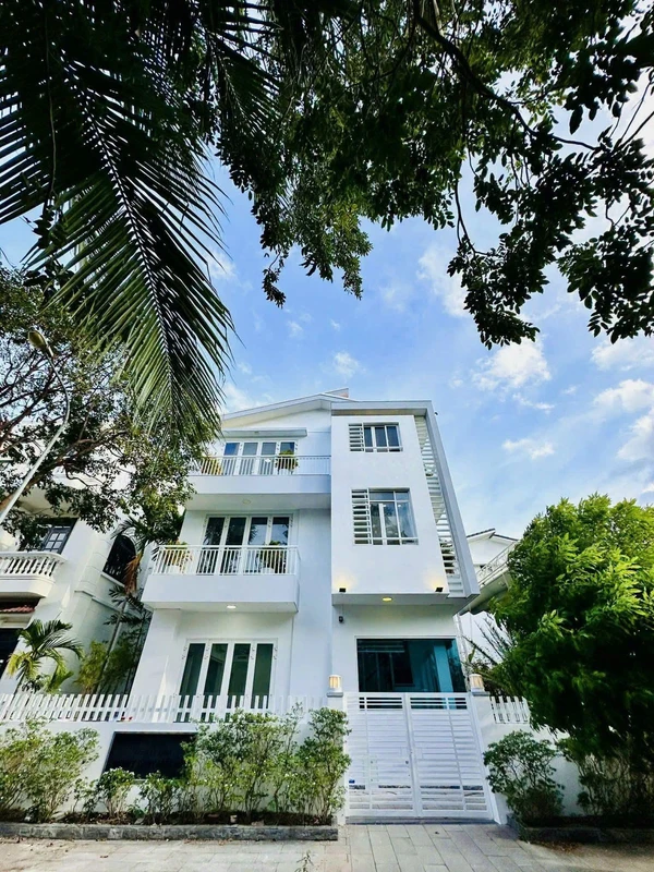 Bán biệt thự 4 phòng ngủ 180m2 Khu An Viên Nha Trang 24 tỷ