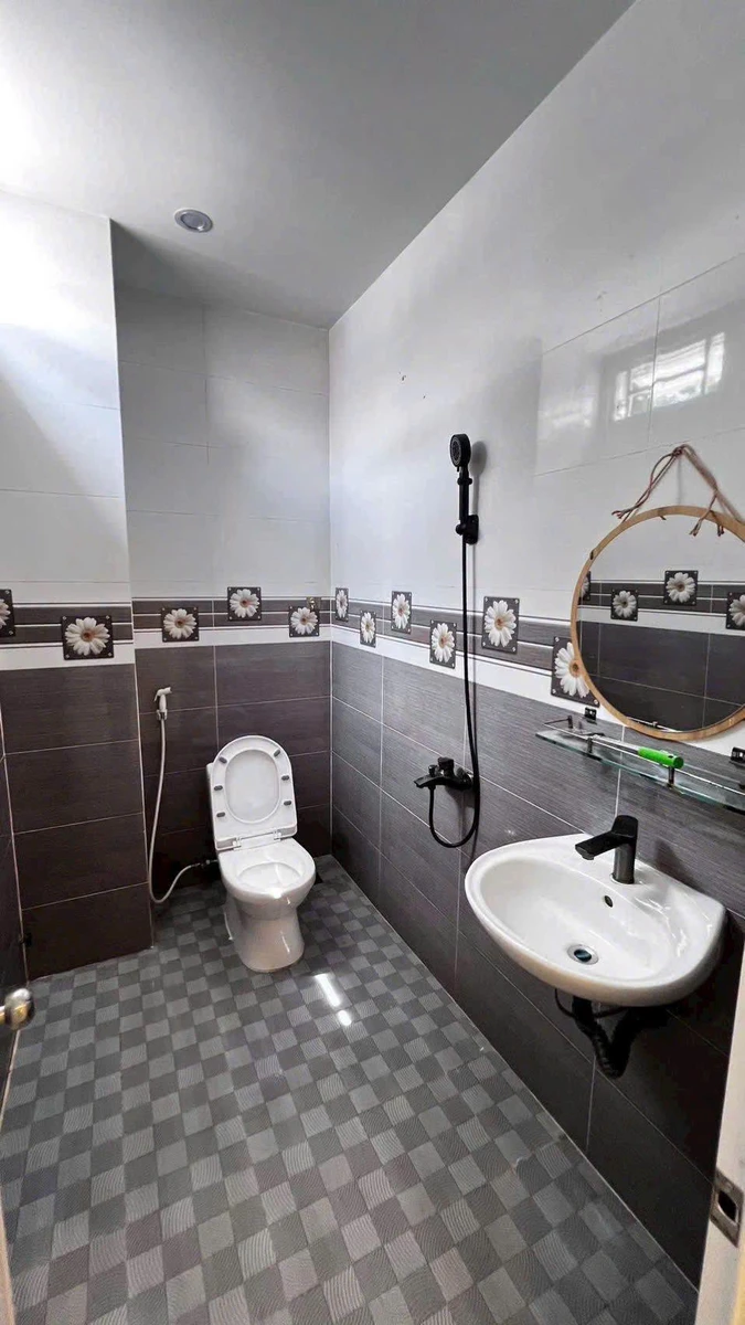 Bán nhà 2 phòng ngủ 67.5m² Rạch Giá 1 tỷ 400 triệu - Ảnh thu nhỏ 2