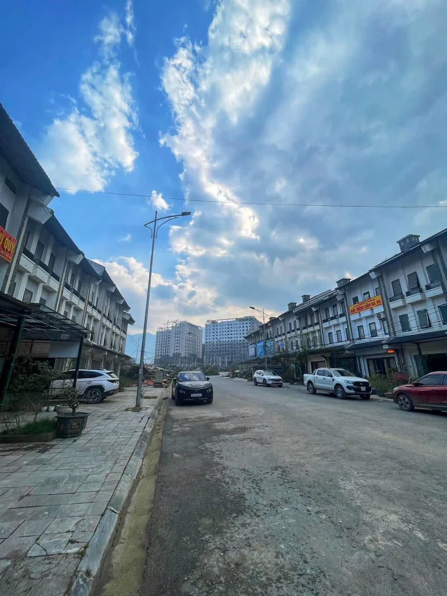 Bán nhà xây thô 95m2, 3 tầng, Sapa - Ảnh 1