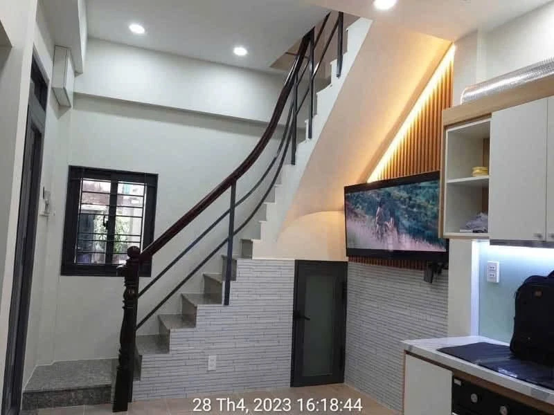 Cho thuê nhà nguyên căn 2 PN full nội thất Phú Nhuận 10 tr/tháng - Ảnh thu nhỏ 2