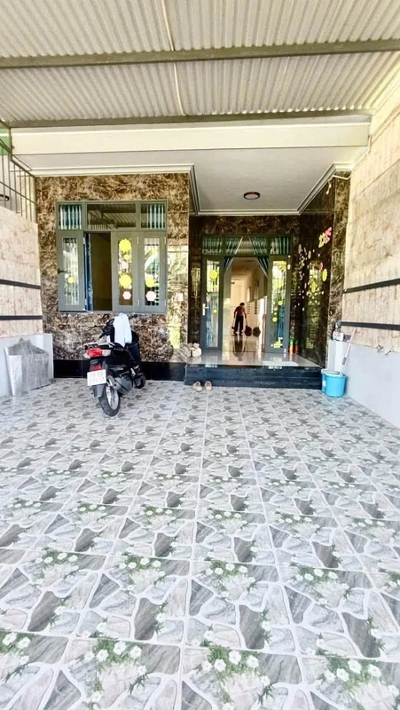 Bán nhà mái Thái 160m2 Diên An Khánh Hòa giá 2 tỷ 300