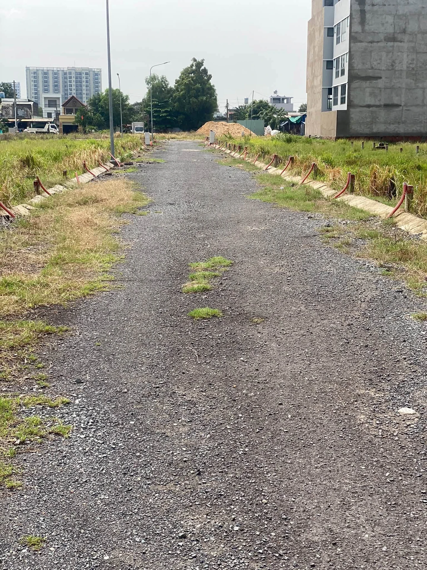 Bán đất 51,8m2 có sổ và giấy phép xây dựng đường Ngô Chí Quốc, Thủ Đức, giá 3,15 tỷ - Ảnh 1