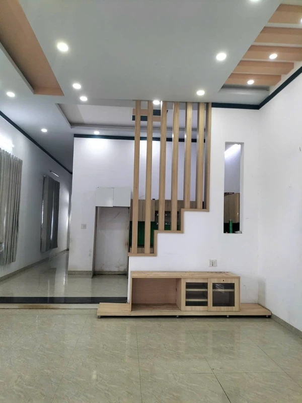 Bán nhà cấp 4 mặt tiền đường Nguyễn Xuân Nguyên, 122m2, giá 3,15 tỷ, Phường Tân An, Đắk Lắk