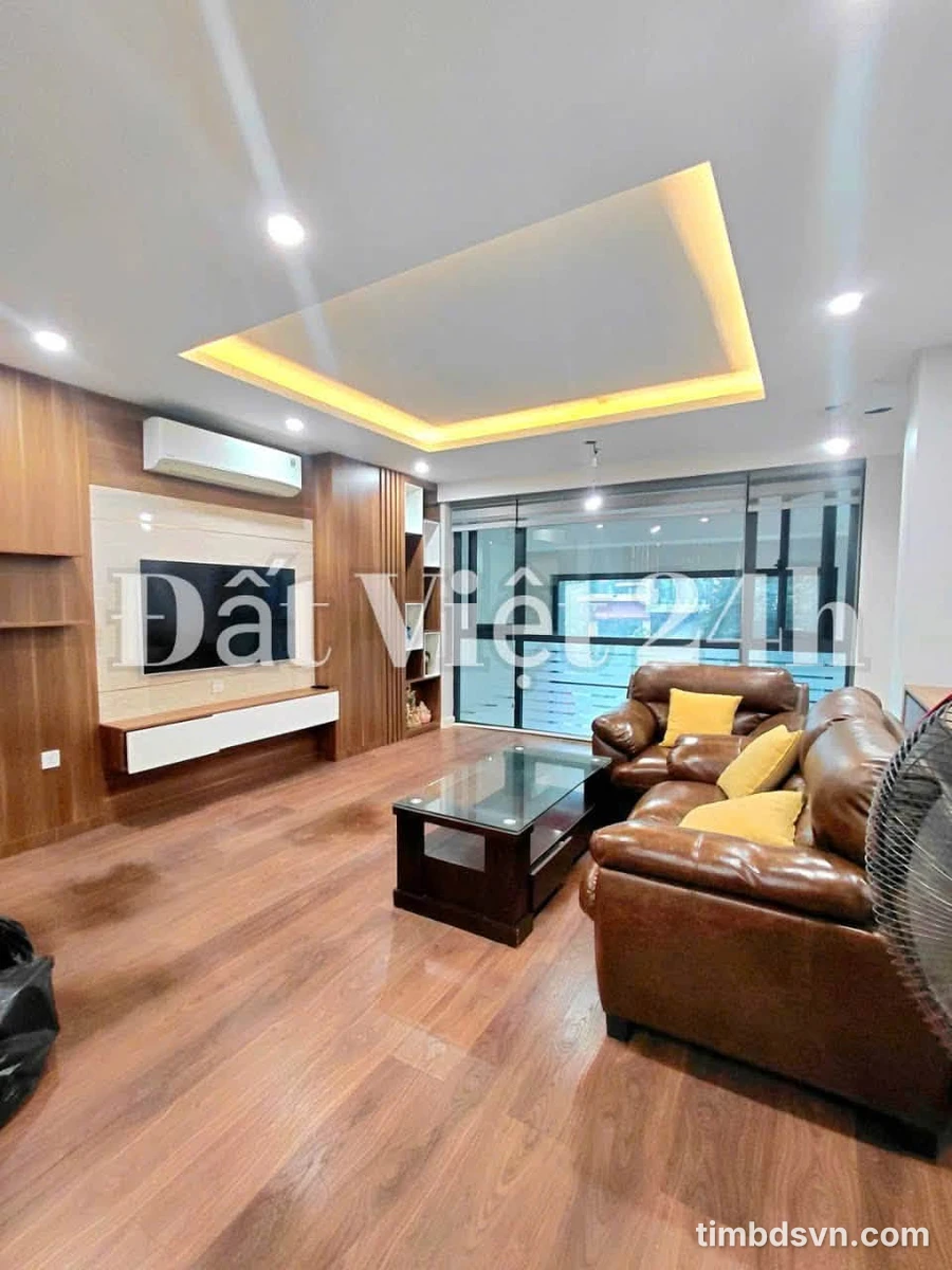 Cho thuê cao ốc 7 tầng, 70m2, 45 triệu/tháng, Q.1 - Ảnh 1
