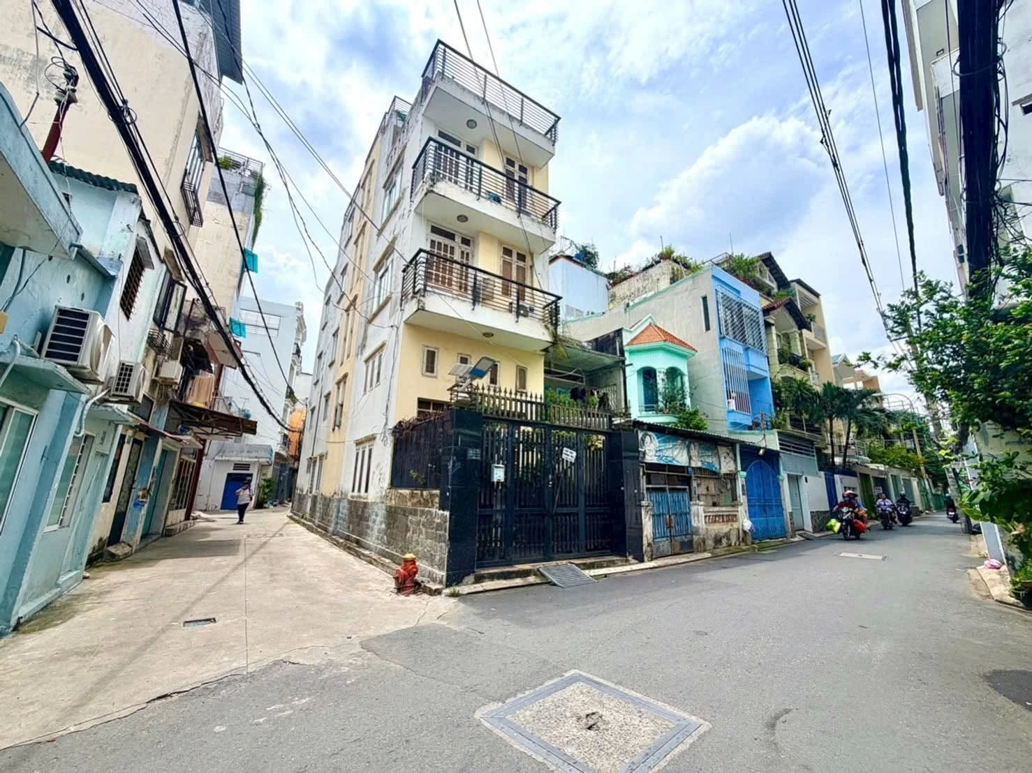 Bán nhà phố 51m2 Thích Quảng Đức Quận 6, giá 5 tỷ 600 triệu - Ảnh 1