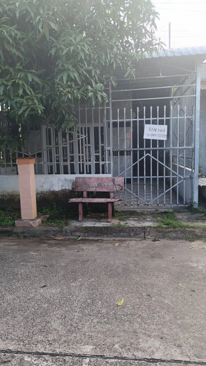 Bán nhà 120m² thổ cư tại khu dân cư Cây Sao 700 triệu - Ảnh 1