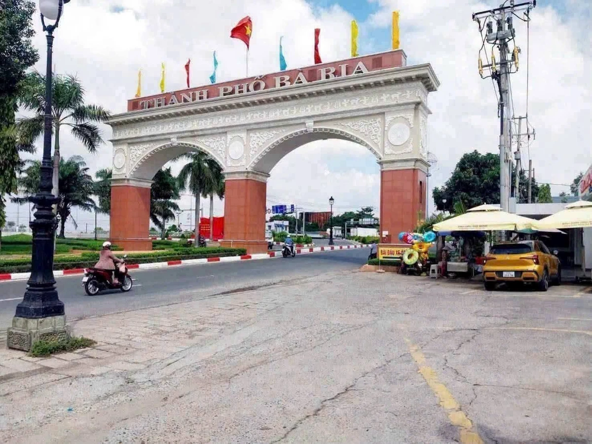 Bán đất Phường Long Hương Bà Rịa 144m² giá 2 tỷ 250 - Ảnh thu nhỏ 2