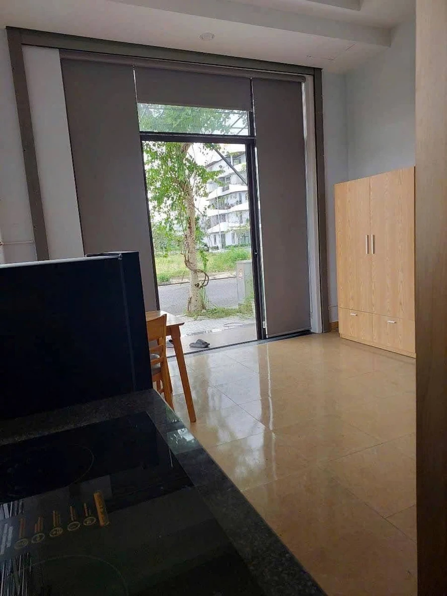 Bán căn hộ 8 phòng 283m² Khu FPT 7,7 tỷ - Ảnh thu nhỏ 2