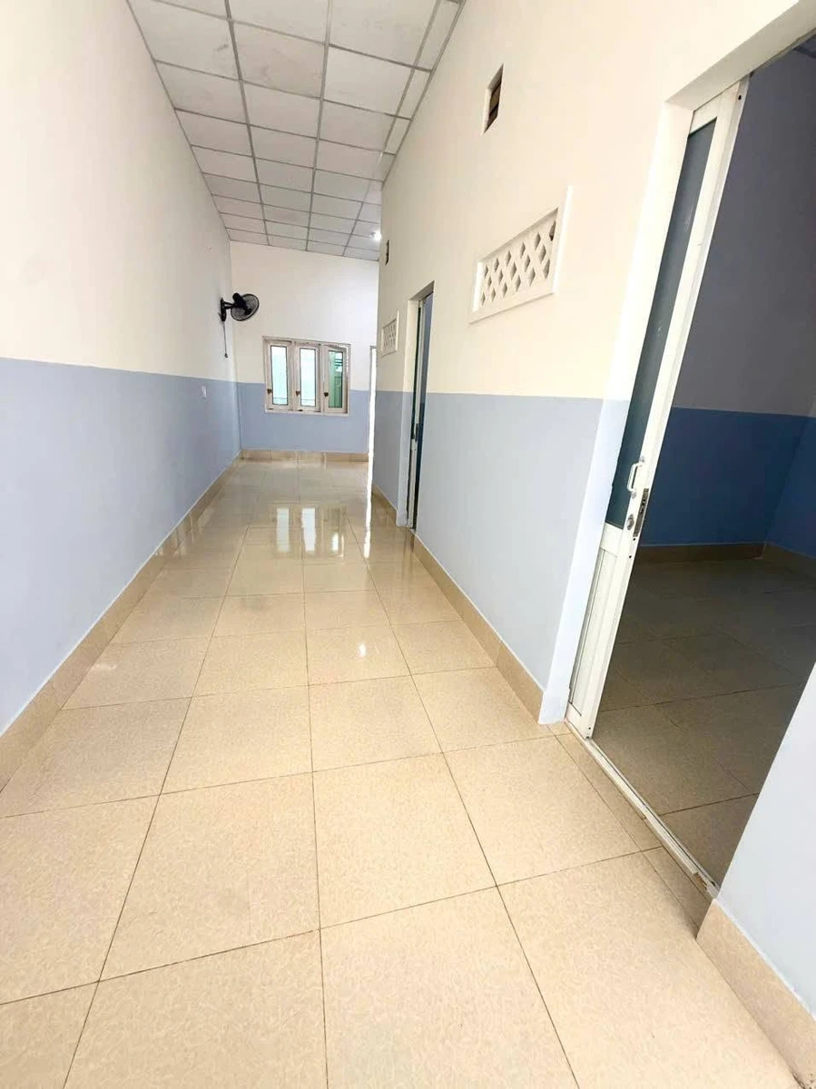 Cho thuê nhà nguyên căn 117.6m2 mặt tiền Hùng Vương, Buôn Ma Thuột - Ảnh thu nhỏ 4