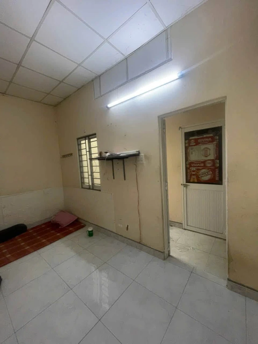 Bán dãy trọ 8 phòng mặt tiền Hải Cảng 111m2 giá 5,6 tỷ - Ảnh 1