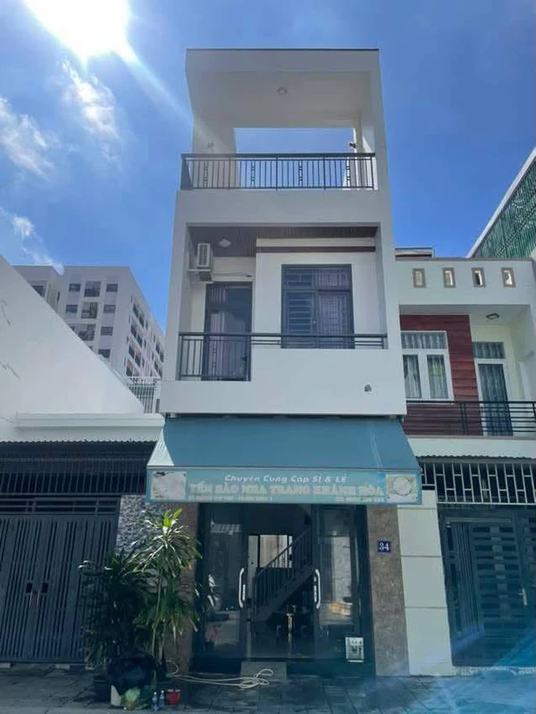 Nhà 3 tầng 60m² Nha Trang giá 7 tỷ