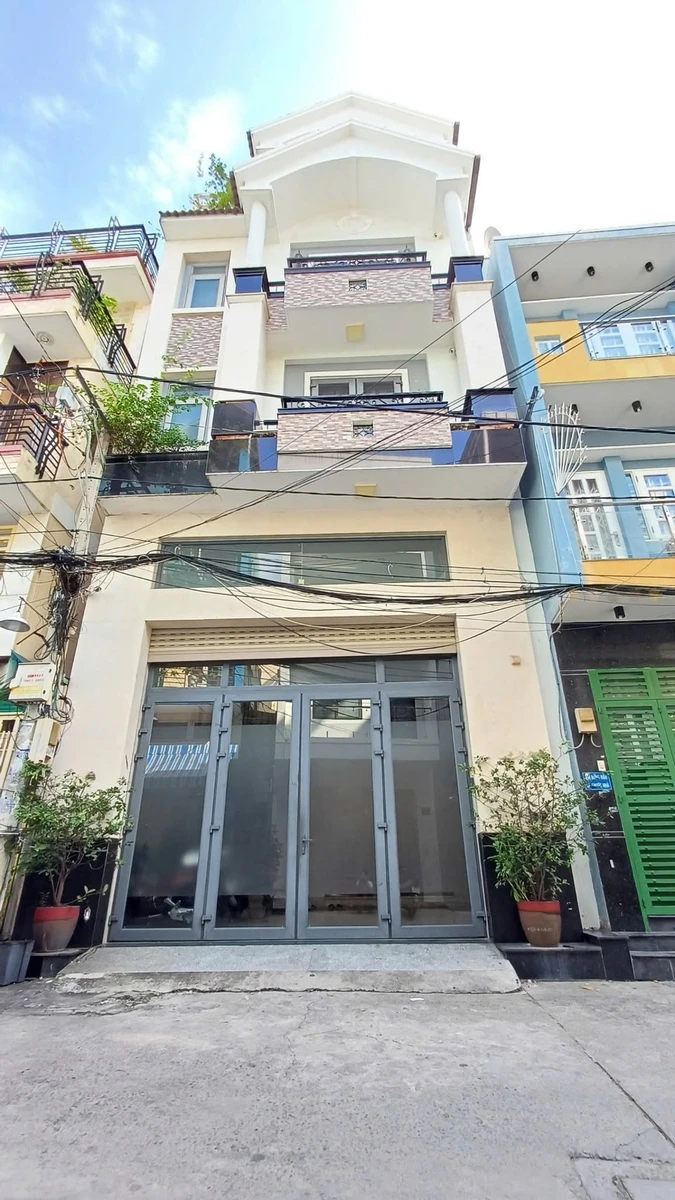 Bán nhà hẻm xe hơi 4 tầng 57m² đường Nguyễn Phúc Chu, P.15, Tân Bình, nhỉnh 8 tỷ - Ảnh 1