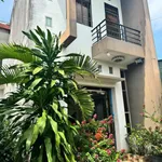 Bán nhà sân vườn mini 1 trệt 1 lầu 4PN hẻm 889 Nguyễn Trung Trực, An Bình, Rạch Giá - Ảnh thu nhỏ 2