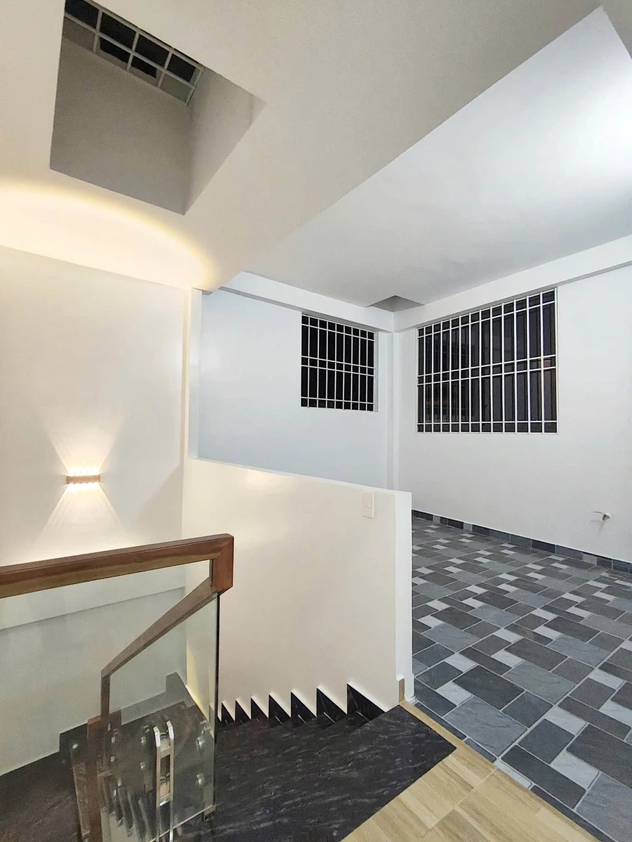 Bán nhà 4 tầng 47m² Thiên Lôi gần Aeon Mall 3,45 tỷ - Ảnh thu nhỏ 5