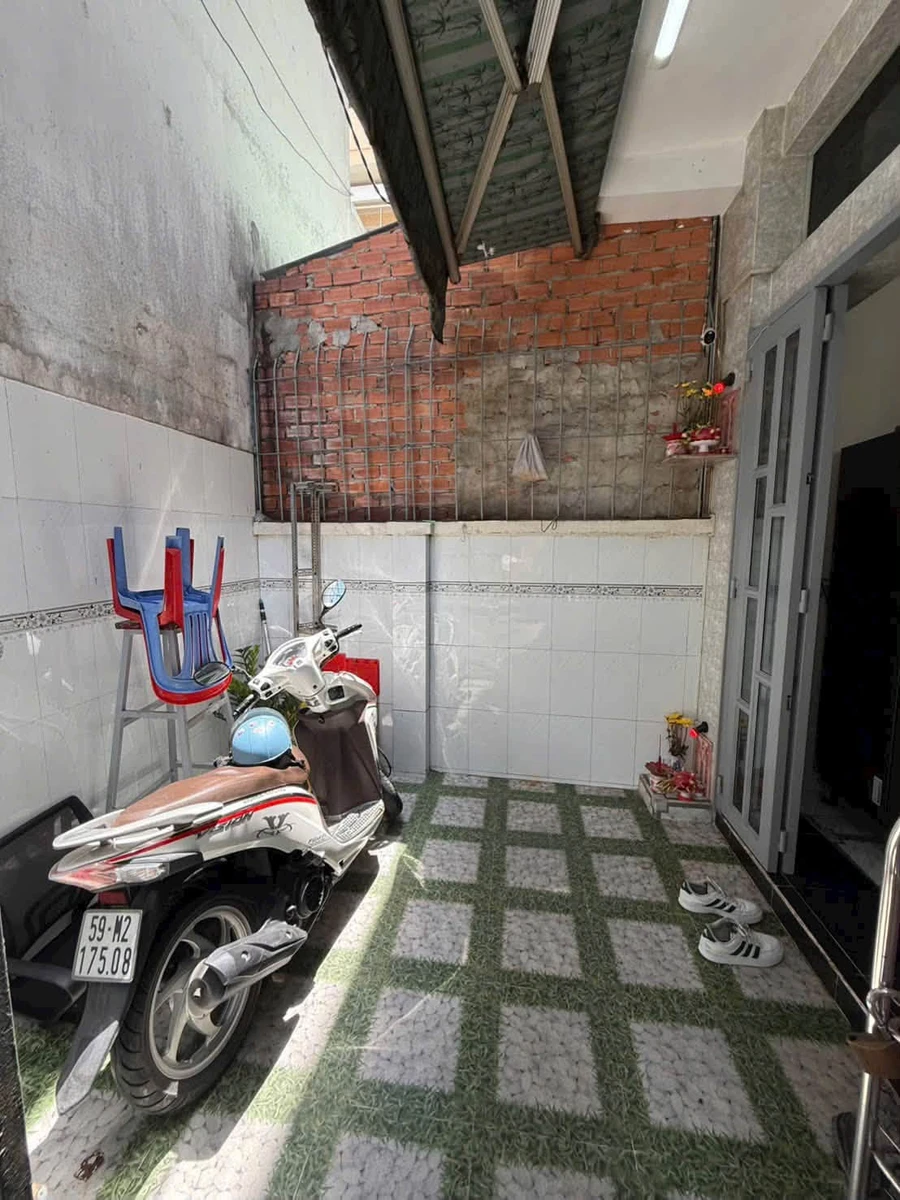 Bán nhà hẻm 39,6m² 2PN Lò Siêu, Quận 11, 3 tỷ 800 - Ảnh thu nhỏ 2