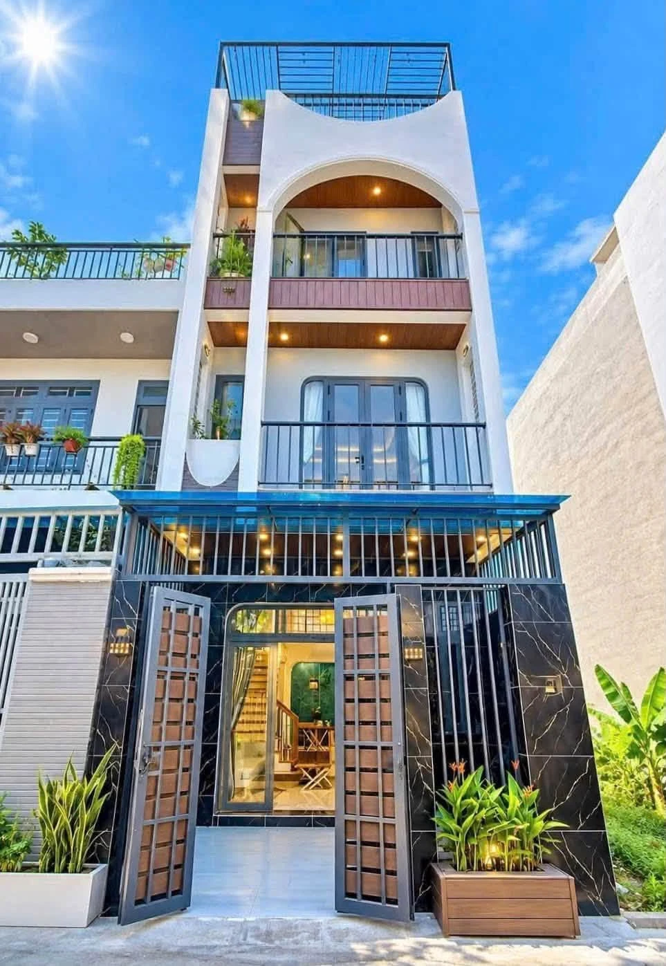 Bán nhà 1 trệt 2 lầu 50m2, 3PN Quận 9 - Ảnh 1