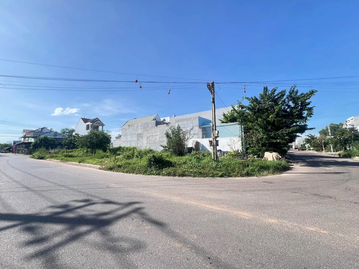Bán đất thổ cư Hàm Thắng 153.5m2 giá 2 tỷ 4, lô góc 2 mặt tiền - Ảnh thu nhỏ 4