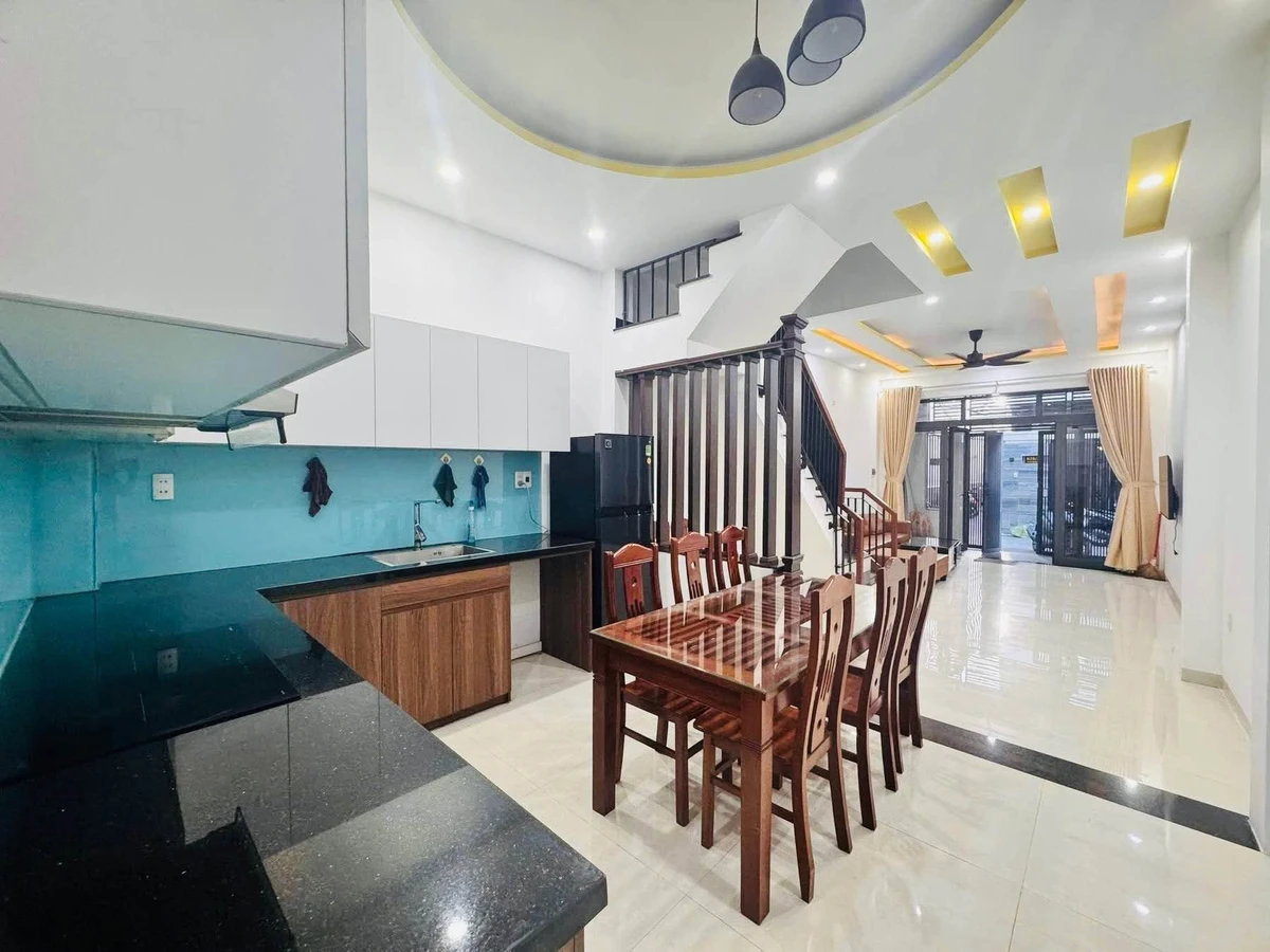 Cho thuê nhà 3 tầng 57m2, 3 PN, Hải Châu, 18 triệu/tháng - Ảnh thu nhỏ 3