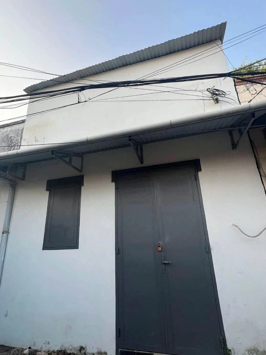Nhà gác lửng 30m² gần Trần Hưng Đạo, Quận 1 - Ảnh 1