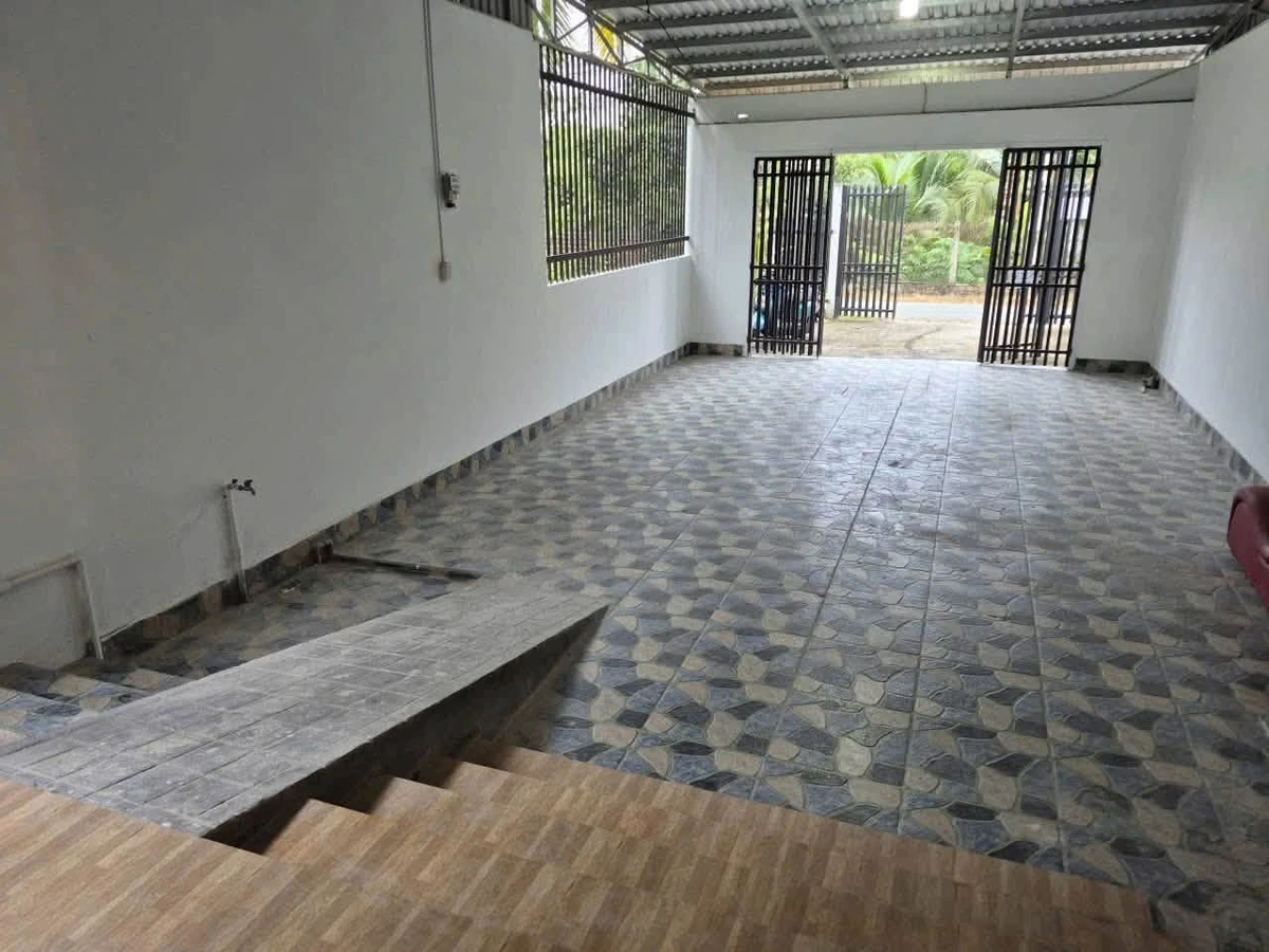 Bán nhà mặt tiền Sơn Đông Bến Tre 360m2, 2 tỷ 990 triệu - Ảnh thu nhỏ 2